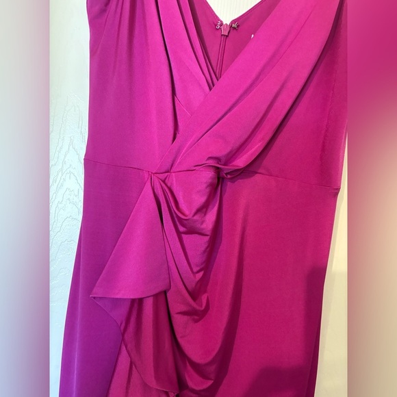 Eliza J Gathered sheath beautiful pink dress size 6 wedding guest dress - Picture 4 of 10